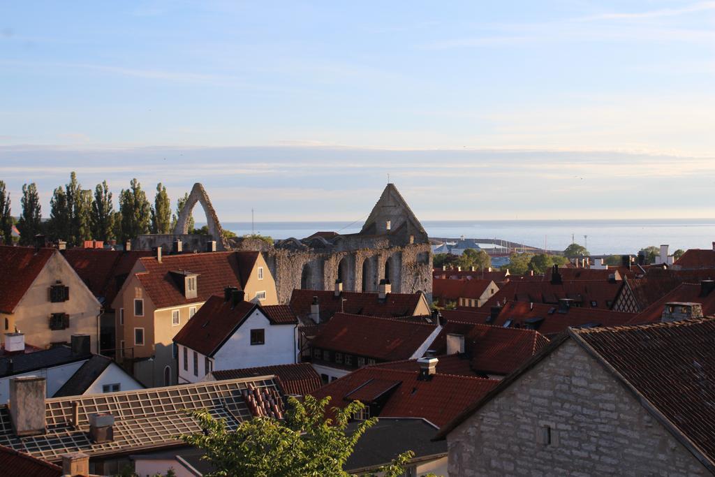 Stora Torget - Visby Lagenhetshotell Bagian luar foto