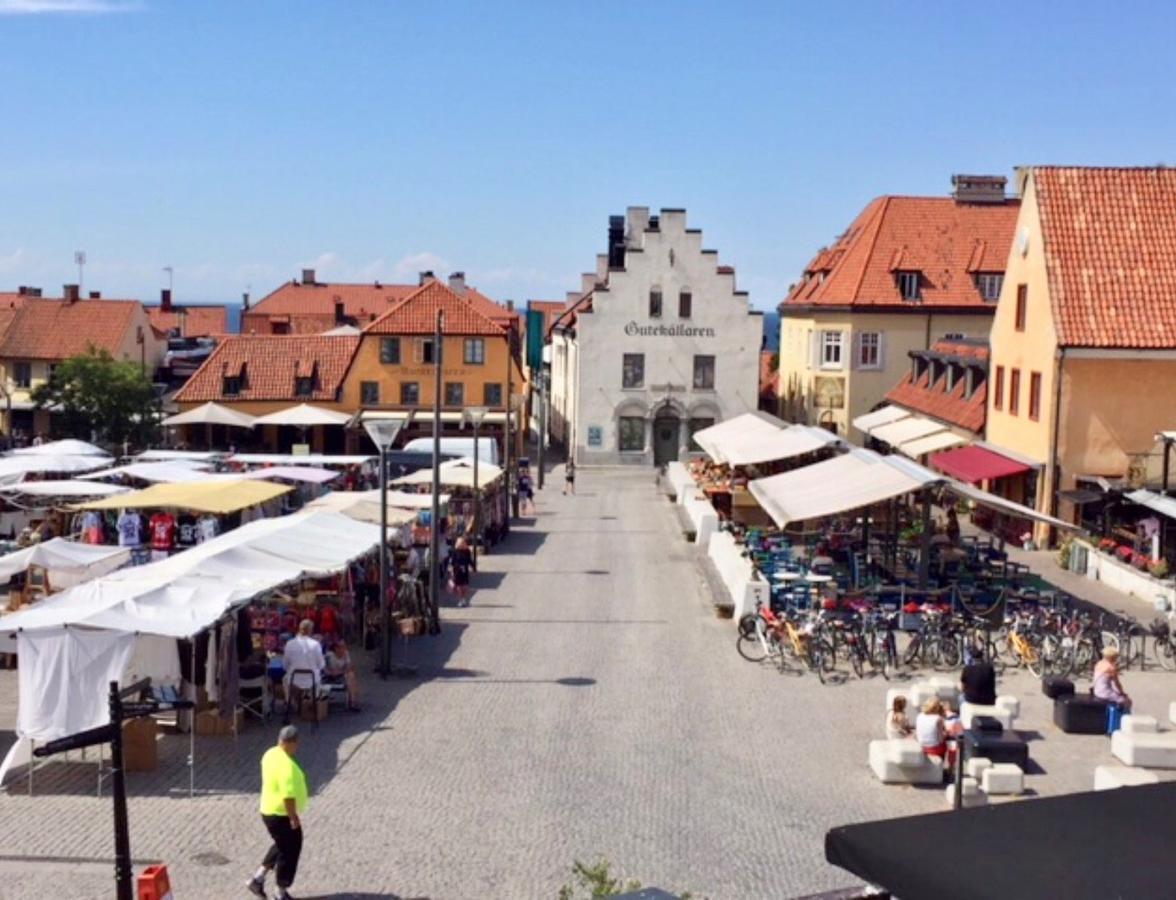 Stora Torget - Visby Lagenhetshotell Bagian luar foto