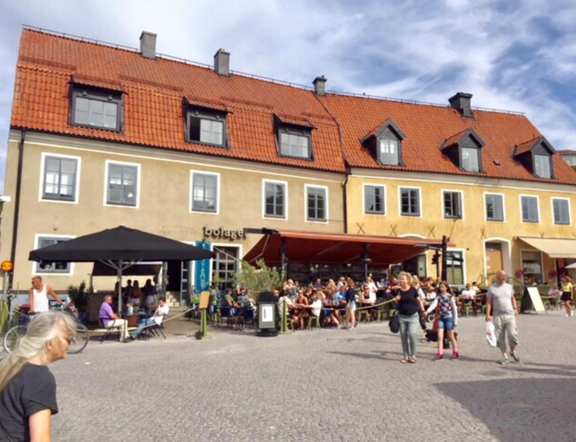 Stora Torget - Visby Lagenhetshotell Bagian luar foto